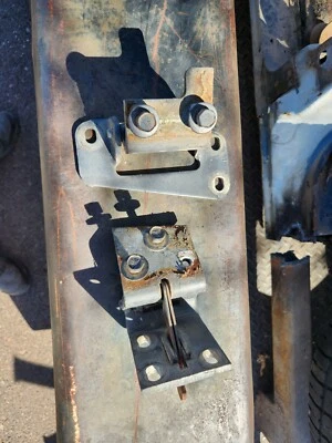 Chevy Suburban 1973-1987 doble cabina bisagras puerta trasera par Rh Chevrolet GMC C10 Foto 1 de 2