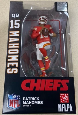 FIGURA DRAGÓN IMPORTACIÓN PATRICK MOHAMES KANSAS CITY CHIEFS SERIE 1 CAMISETA ROJA Foto 1 de 2