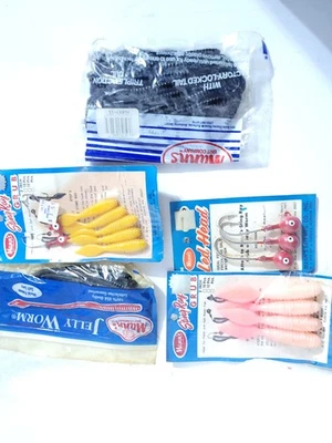 LOT OF 5 TOM MANN'S VINTAGE FISHING LURES - Image 1 of 4