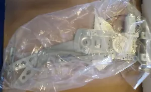 VAUXHALL MERIVA MK1 (A) FRONT RIGHT WINDOW REGULATOR WPR3913RM - Picture 1 of 1