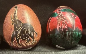Set of 2 Hand Carved African Soapstone Eggs Kenya Elephant, Giraffe~Beautiful! - Picture 1 of 13