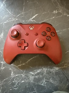 Microsoft Xbox One Wireless Controller Red No battery Unit - Picture 1 of 9