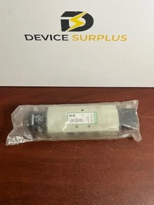 Numatics L23BB552B000061 5/3 Position Double Solenoid Air Valve 24VDC Coil New - Picture 1 of 3
