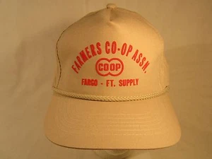 Vintage Hat Mens Cap FARMERS CO-OP ASSN Fargo, Ft Supply, Oklahoma [Z191h] - Picture 1 of 2