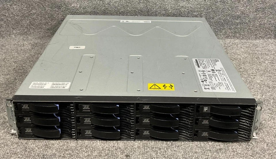 IBM DS3512 SAN Storage System 📦 Dual SAS Controller 1746-C2A - Image 1 of 4