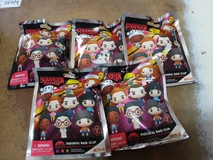 5 Netflix STRANGER THINGS FIGURAL BAG Clip MYSTERY BAGS ⚡️Series 3 Unopened - Picture 1 of 1