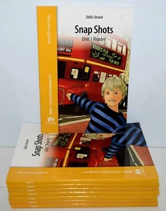 Core Knowledge Skill Strand Grade 1 - unit 1 Readers Snap Shots Lot of 8 - Foto 1 di 1