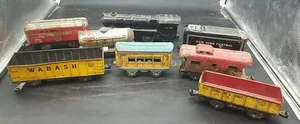 8 Vintage Marx Tin Litho Train Engine Cars Caboose  O Gauge For Restoration  - Picture 1 of 7