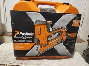 Paslode CF325XPRO24 XPro 3-1/4in. 30 Degree Cordless Roundhead Framing Nailer - Picture 1 of 6