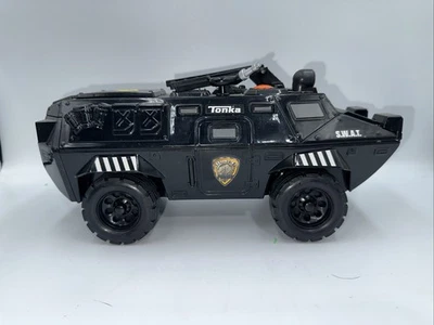  Hasbro Tonka 2014 S.W.A.T. Черный пластиковый мобильный автоцистерна со звуками и фарами - Изображение 1 из 4