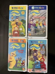 Teletubbies (VHS, 4-Tape Lot) Here Come / Bedtime / Favorite Things / Funny Day - Bild 1 von 10
