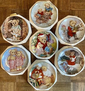 Franklin neuwertiges Tellerset ~ Teddybär Winter Weihnachten Zeit Thema ~ 7 Teller Set - Bild 1 von 10