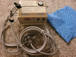 Gaymar TP-500 T/Pumpe Wärmetherapiesystem Original Pad, Schlauch etc. - Bild 1 von 3