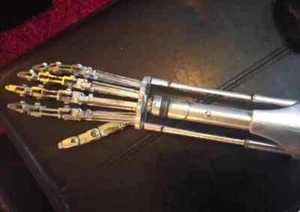 Terminator Arm T-800 3D Printed Movie Prop Replica Model Kit - Picture 1 of 3