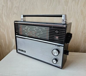 VEF 201 Portable Radio LW, MW, 5 SW USSR Receiver Works Soviet Union 1970y - Picture 1 of 23