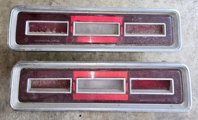 74 75 76 77 MONOCO/ROYAL MONACO R & L TAIL LIGHT SAE STIAR 74 DL PAIR SET OEM - Image 1 of 4