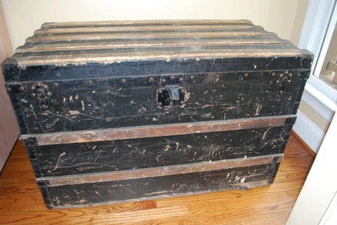 Vtg 19th Century LOUIS VUITTON Steamer Trunk Luggage John Wanamaker Label RARE Cover