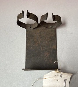 Aston Martin DBS Bracket Brake Fluid Reservoir Halter Bremsflüssigkeitsbehälter - Bild 1 von 3