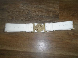 CINTURÓN CEREMONIAL DE CUERO BLANCO GUARDIAS GALESES CON HEBILLA DE LATÓN EDICIÓN DEL EJÉRCITO BRITÁNICO - Imagen 1 de 6