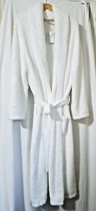 NWT - Barefoot Dreams CozyChic Robe Adult - White W/Pockets B509 - Size 03 - Picture 1 of 9