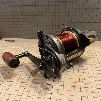 Carrete de baitcasting de agua salada Shimano Titanos Speedmaster Tanatoru GT3000 línea 3BB Foto 1 de 4