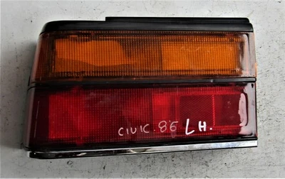 Luz trasera lado izquierdo Honda Civic Sedan modelo 1986 87 usada - Imagen 1 de 4
