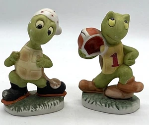 Juego de 2 figuras deportivas de tortuga de cerámica vintage coleccionables - Imagen 1 de 3