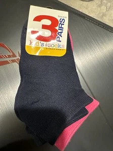 Max Grey Socks For Kids Size 6-8, 3 Pair Pink, White, Navy Blue - Picture 1 of 3