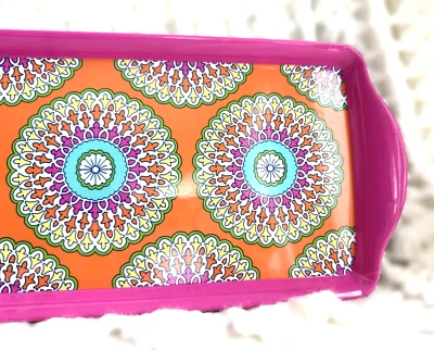 Bandeja para servir sándwiches Cynthia Rowley Coastal Grandma melamina multi floral rosa Foto 1 de 4