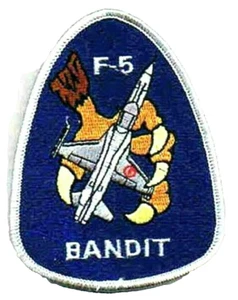 PARCHE de hierro para la Marina de los Estados Unidos Top Gun Fighter Armas Escuela F-5 Red Bandit Agressors - Imagen 1 de 7