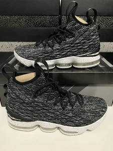 Nuevo Nike LeBron XV 15 "Ashes" 897648-002 Para hombres Talla 9 Zapatos de Baloncesto RARO - Imagen 1 de 7