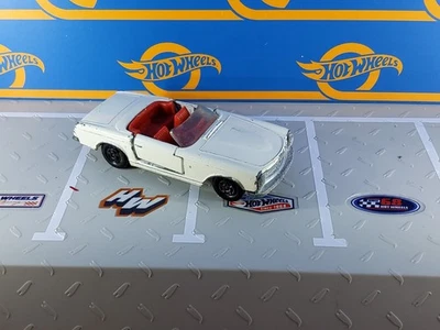 Vintage Matchbox # 27 Mercedes 230 SL - Image 1 of 3