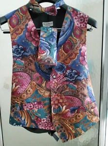 MOSS BROS MAYFAIR LONDON LINED VEST/WAISTCOAT, BOW TIE & HANKIE TUXEDO SET-LARGE - Picture 1 of 18