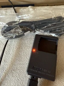 Nikon MH-63 Black Fast 4.2V Lithium-ion Battery Charger for Coolpix S200, S210 - Picture 1 of 22
