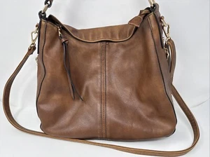 Borsa a tracolla grande marrone Realer tracolla - Foto 1 di 15
