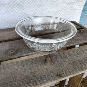 Cuenco mezclador transparente vintage Pyrex Colonial Mist 1L #325 - Imagen 1 de 3