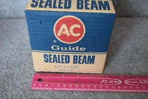 AC GUIDE 12 Volt Sealed Beam Headlight NOS AC GUIDE L4421 #9427142 FREE SHIP - Picture 1 of 9