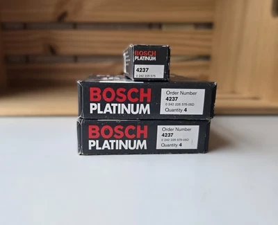 Set of 9 Bosch Platinum Spark Plugs #4237 / 0242225575 - Image 1 of 2