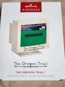 THE OREGON TRAIL - 2024 Hallmark Store Display Ornament - MAGIC (Licht & Sound) - Bild 1 von 3