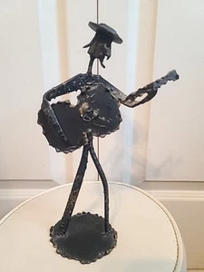 Vintage Iron Guitarist Figurine Handcrafted Sculpture From Isreal Collectible - Picture 1 of 9