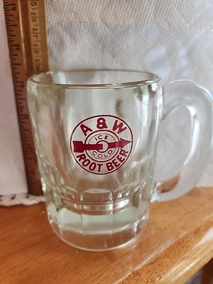 Винтажная кружка A & W высотой 4,5 дюйма со льдом тяжелые ямочки отличное состояние товара - Изображение 1 из 3