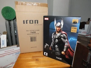 IRON STUDIOS EXCLUSIVE MARVEL THOR FIRST 10 YEARS LTD ED 1/10 SCALE DELUXE NIB - Picture 1 of 6