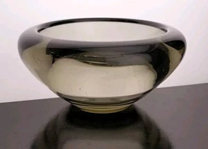 Ciotola vetro artistico verde oliva vintage metà secolo pesante 4,5" firmata e favolosa!!! - Foto 1 di 14