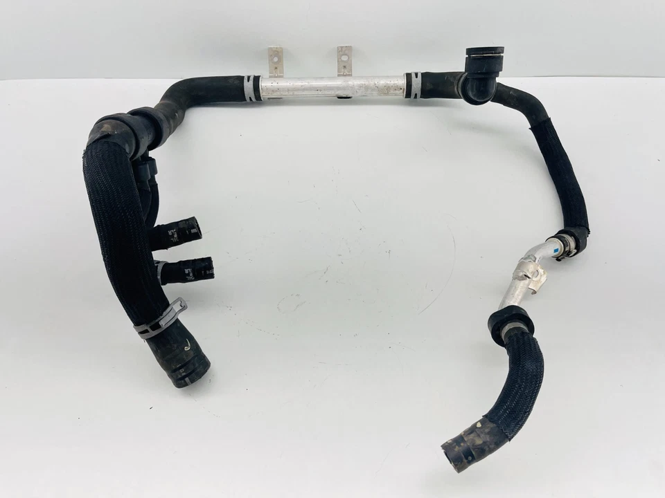 Manguera de radiador inferior Mopar 27299YPFP 2015-2017 Chrysler 200 OEM Foto 1 de 4