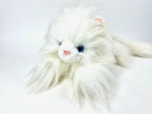 Realistic Persian Plush Cat AM/FM Radio Shack White Blue Eyes Tested HTF VTG - Picture 1 of 18