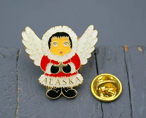 Alaska Eskimo Inuit Angel Wings Star Gold Tone Metal & Enamel Lapel Pin Pinback - Picture 1 of 1