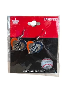 Detroit Tigers Baseball Team Logo MLB Heart Swirl Charm Dangle Earrings Set NEW - Picture 1 of 2