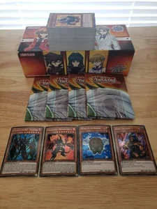 Yu-Gi-Oh! TCG Speed Duel GX - 149 Cards and Card Box - Picture 1 of 7