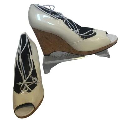 Zapato de cuña Donald Pliner de charol blanco nuevo plataforma Peep Toe $235 nuevo en caja Foto 1 de 4