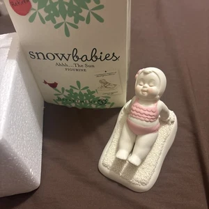 Department 56 Snowbabies Classics Ahhh the Sun Figurine Baby Pink Bikini 2013 - Picture 1 of 3